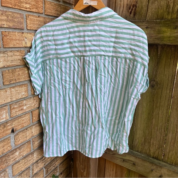 Beachlunchlounge Mint and White Striped Shirt - Picture 4 of 4